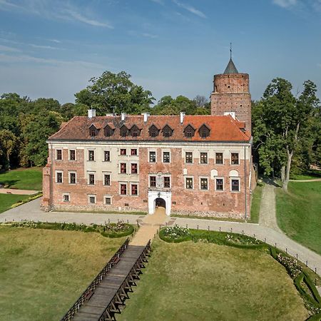 Aparthotel Zamek Uniejow Exteriér fotografie