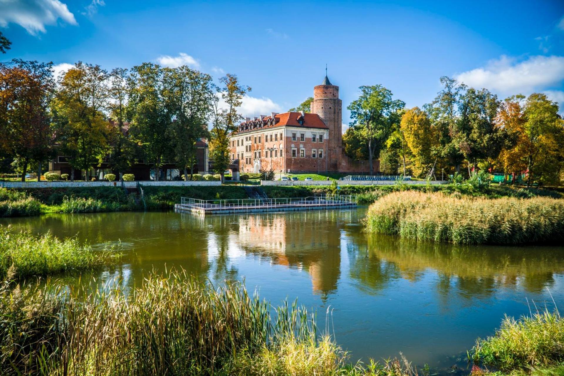 Aparthotel Zamek Uniejow Exteriér fotografie