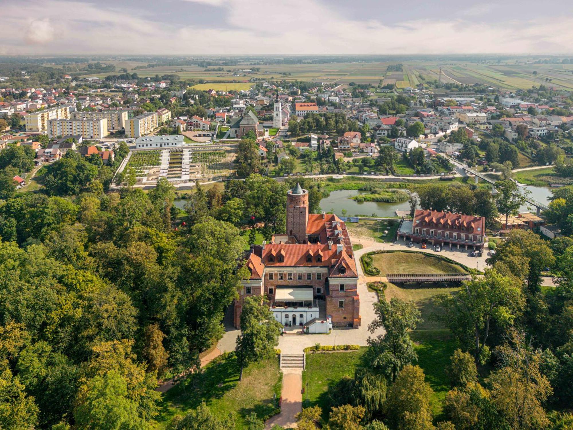 Aparthotel Zamek Uniejow Exteriér fotografie