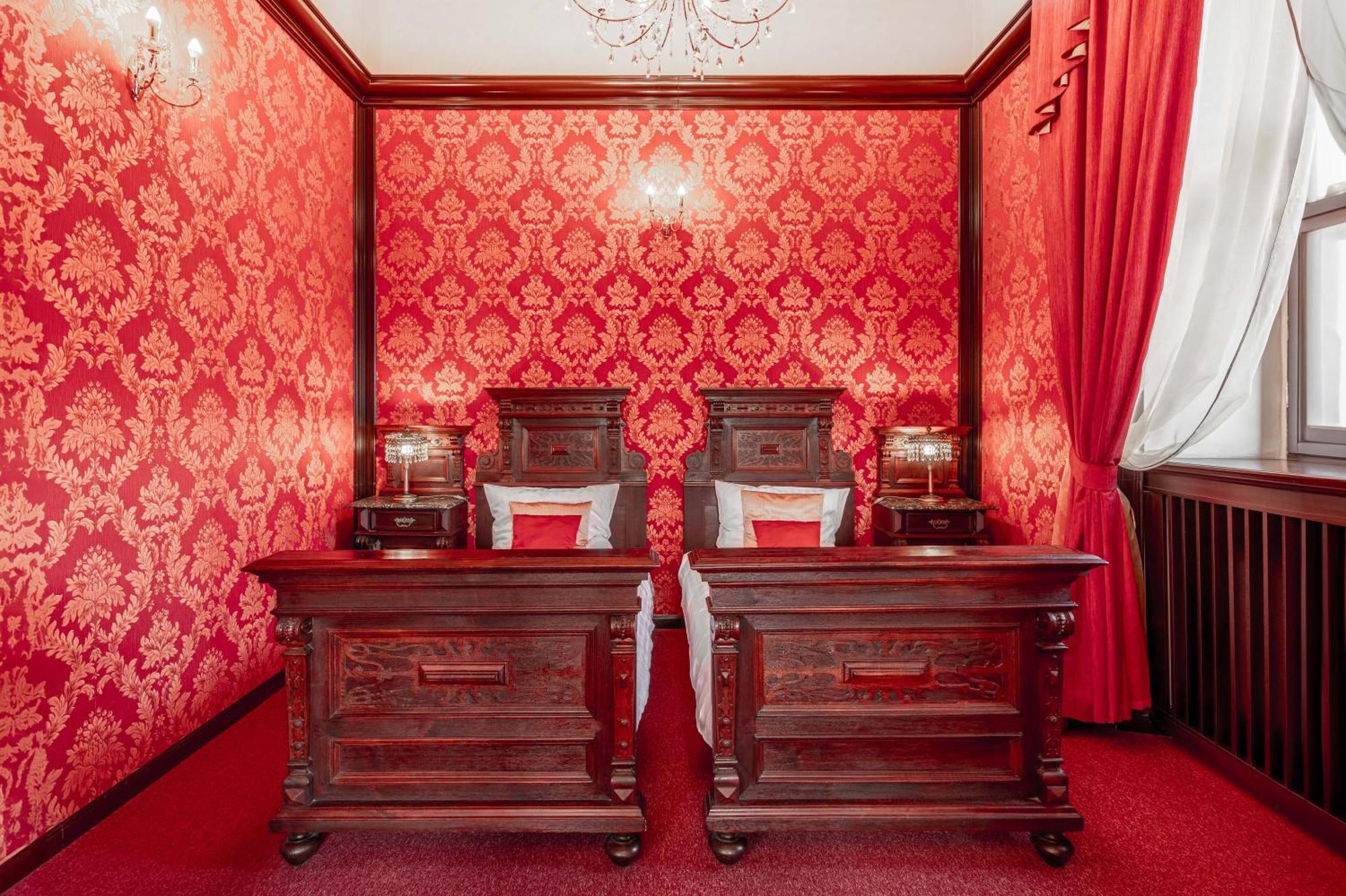 Aparthotel Zamek Uniejow Exteriér fotografie
