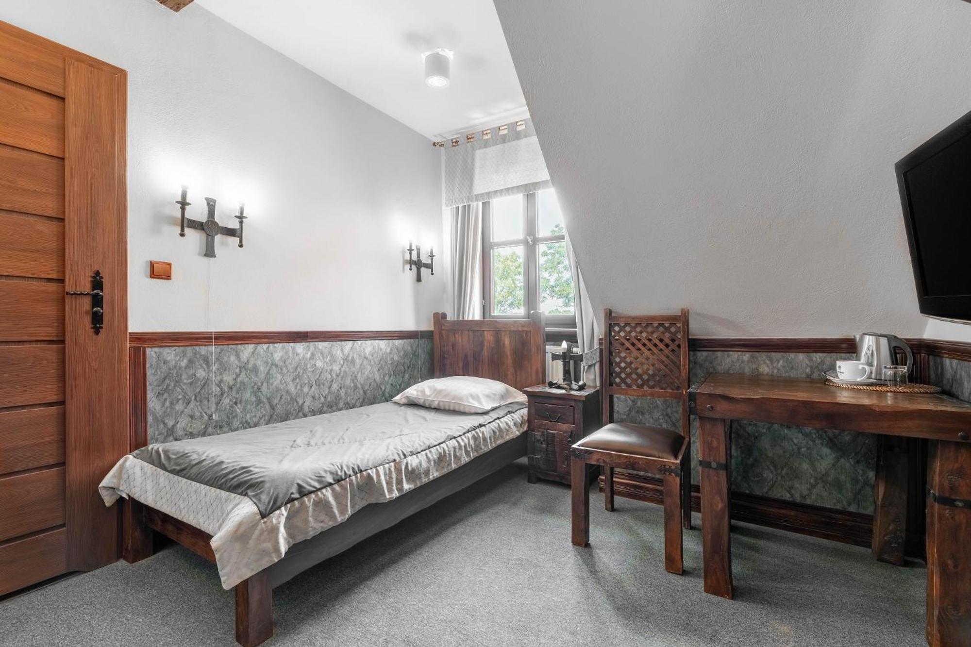 Aparthotel Zamek Uniejow Exteriér fotografie